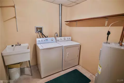 313 Spring St, Bethlehem, PA 18018 photo 16
