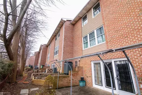 313 Spring St, Bethlehem, PA 18018 photo 30