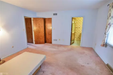 313 Spring St, Bethlehem, PA 18018 photo 24