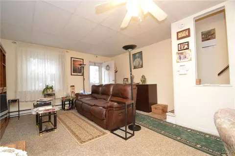 1135 E 3rd St, Bethlehem, PA 18015 photo 2
