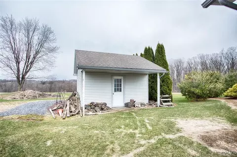 438 Eagle View Dr, Bath, PA 18014 photo 31