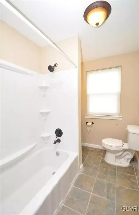 31 E Union Blvd, Bethlehem, PA 18018 photo 8