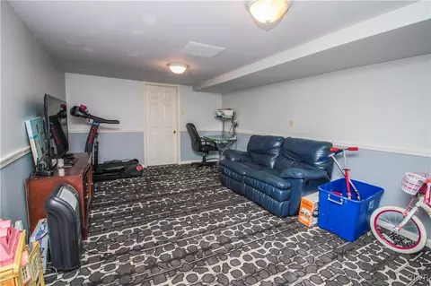 1251 E 3rd St, Bethlehem, PA 18015 photo 22