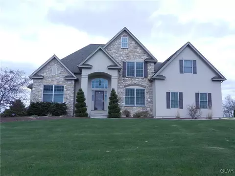2897 Valley View Dr, Bath, PA 18014 photo 1