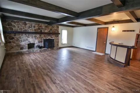 653 Dell Rd, Bath, PA 18014 photo 25