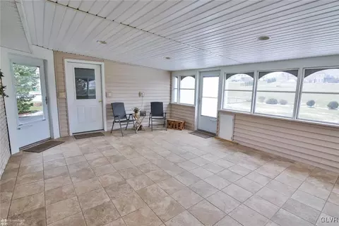 653 Dell Rd, Bath, PA 18014 photo 30