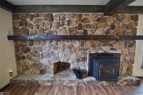653 Dell Rd, Bath, PA 18014 photo 26