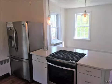 3070 Springtown Rd, Hellertown, PA 18055 photo 7
