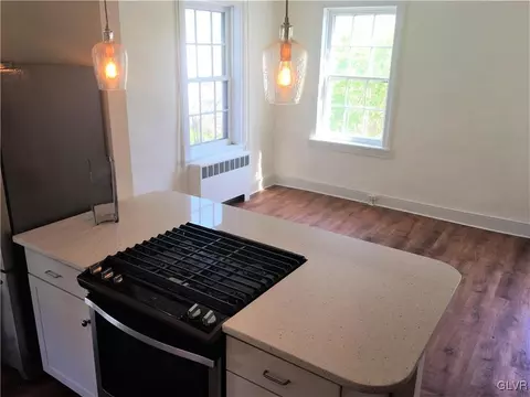 3070 Springtown Rd, Hellertown, PA 18055 photo 8