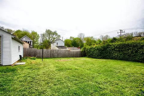 146 Ackerman St, Hellertown, PA 18055 photo 18