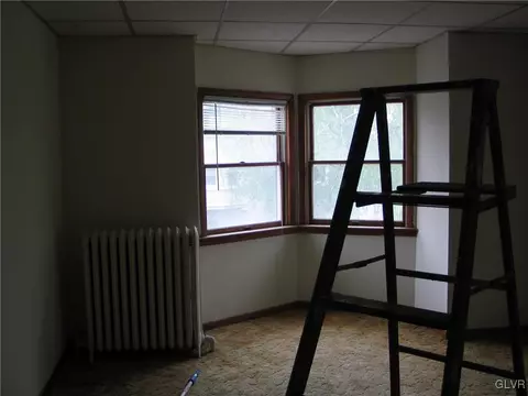 233 E Broad, Bethlehem, PA 18018 photo 4