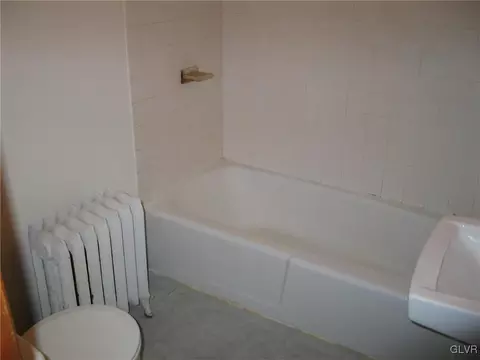 233 E Broad, Bethlehem, PA 18018 photo 5