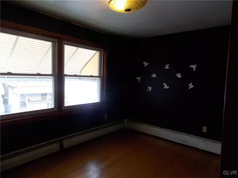 236 E 3rd St, Hazleton, PA 18201 photo 10
