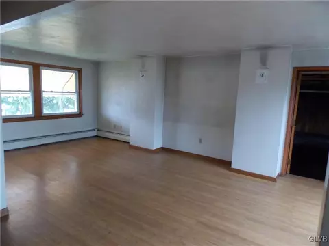 236 E 3rd St, Hazleton, PA 18201 photo 18