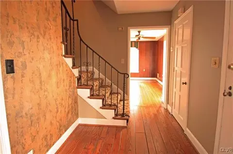 1816 Millard St, Bethlehem, PA 18017 photo 2