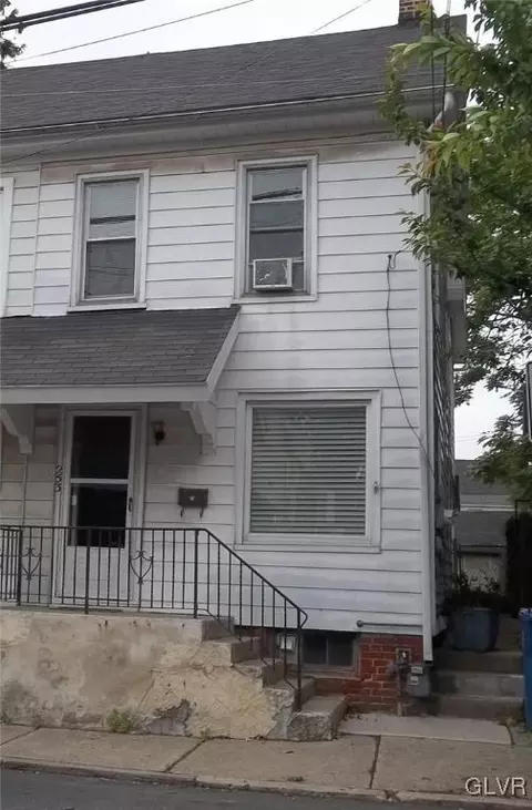 253 E Garrison St, Bethlehem, PA 18018 photo 1