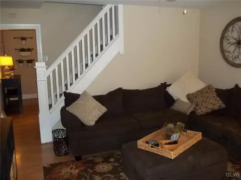253 E Garrison St, Bethlehem, PA 18018 photo 9