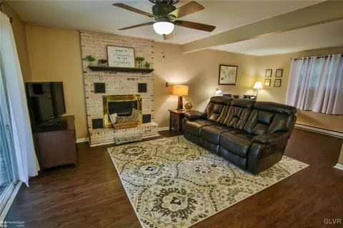 365 Devonshire Dr, Bethlehem, PA 18017 photo 15