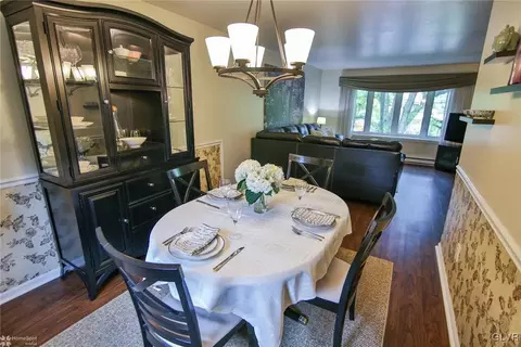 365 Devonshire Dr, Bethlehem, PA 18017 photo 7