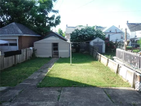47 E North St, Bethlehem, PA 18018 photo 2