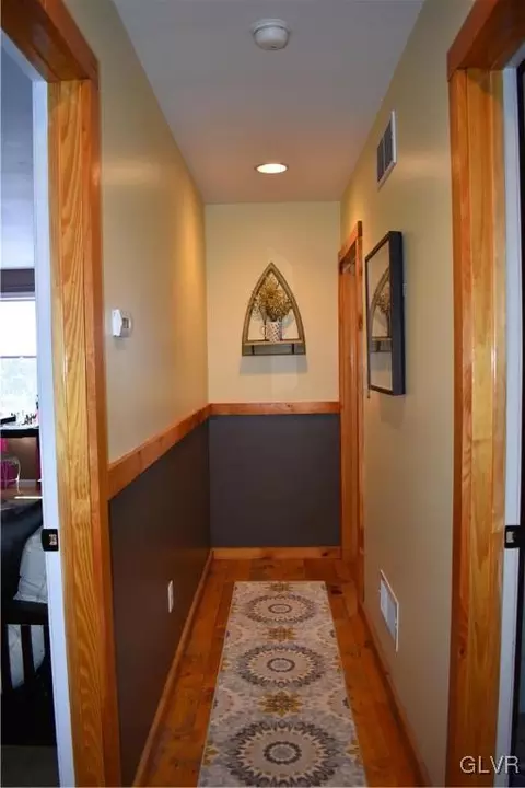 129 E Mountain Rd, Wind Gap, PA 18091 photo 27
