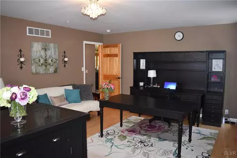 129 E Mountain Rd, Wind Gap, PA 18091 photo 35
