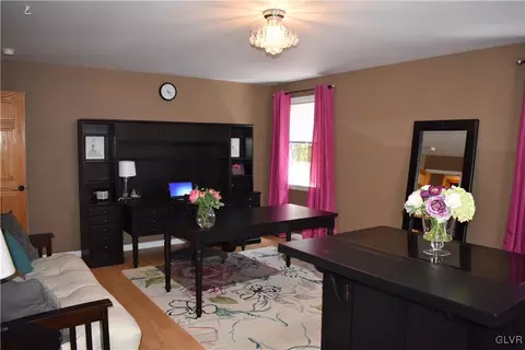 129 E Mountain Rd, Wind Gap, PA 18091 photo 34