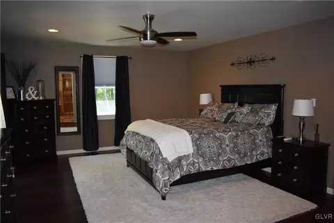 129 E Mountain Rd, Wind Gap, PA 18091 photo 22