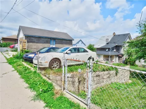 1234 E 3rd St, Bethlehem, PA 18015 photo 4