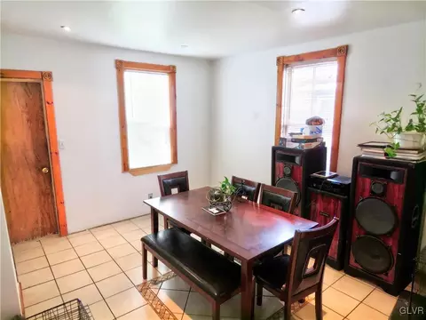 1234 E 3rd St, Bethlehem, PA 18015 photo 8