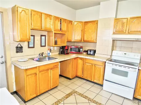 1234 E 3rd St, Bethlehem, PA 18015 photo 6