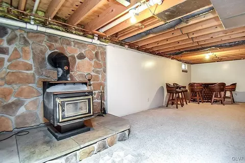 2305 E Scenic Dr, Bath, PA 18014 photo 25