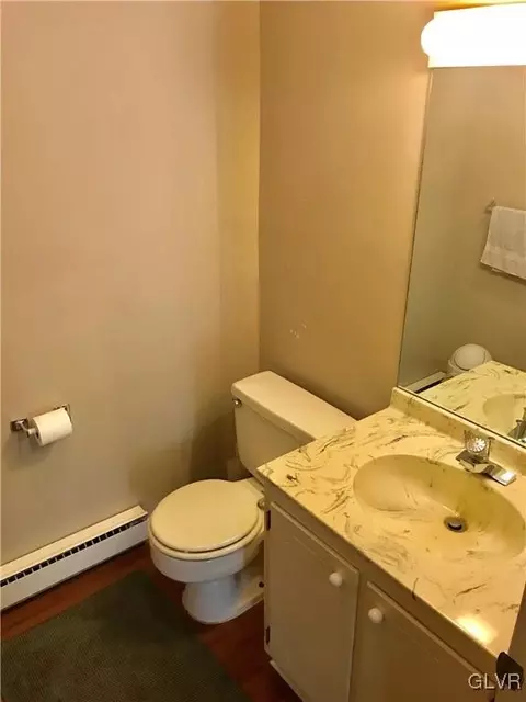 329 Spring St, Bethlehem, PA 18018 photo 14