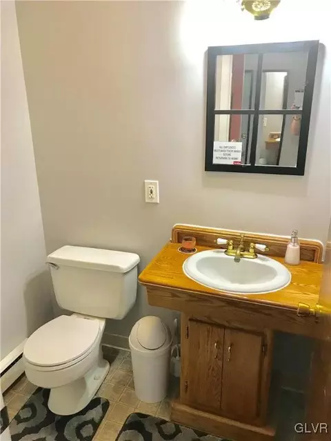 329 Spring St, Bethlehem, PA 18018 photo 4