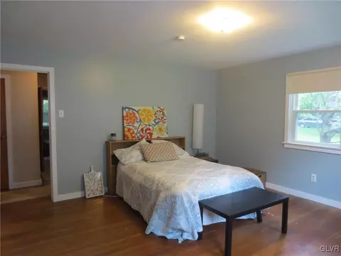 708 E Macada Rd, Bethlehem, PA 18017 photo 8
