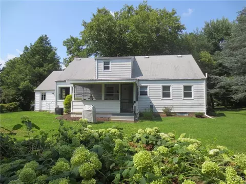 708 E Macada Rd, Bethlehem, PA 18017 photo 4
