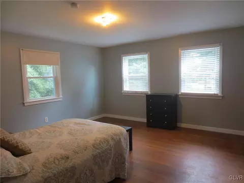 708 E Macada Rd, Bethlehem, PA 18017 photo 7