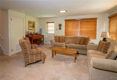 4 Wendy Rd, Reading, PA 19601 photo 12