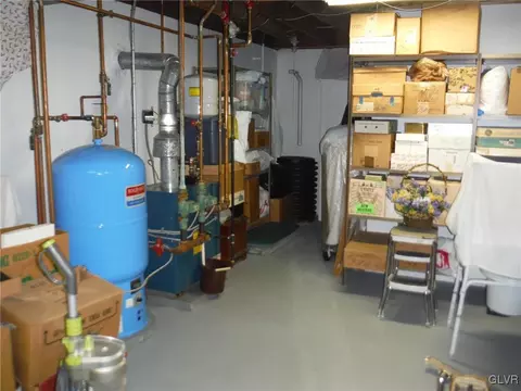235 E Northampton St, Bath, PA 18014 photo 20