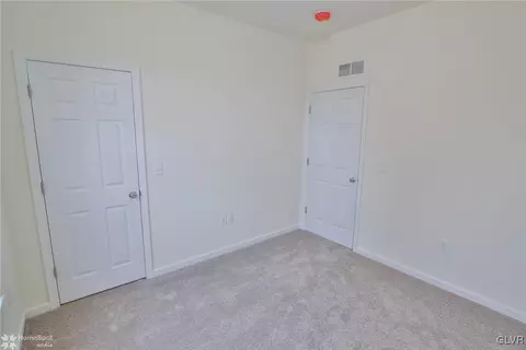 2811 Keystone St, Bethlehem, PA 18020 photo 15
