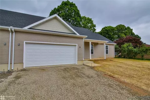 2811 Keystone St, Bethlehem, PA 18020 photo 4
