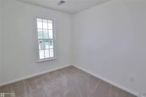 2811 Keystone St, Bethlehem, PA 18020 photo 11