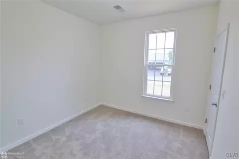 2811 Keystone St, Bethlehem, PA 18020 photo 14