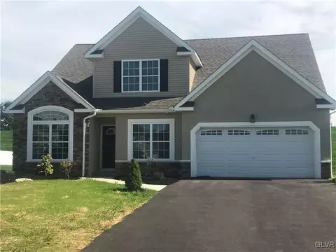 5301 Braddock Ct, Bethlehem, PA 18017 photo 1