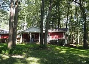 16 Codorus Rd, Barnesville, PA 18214 photo 2