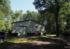 16 Codorus Rd, Barnesville, PA 18214 photo 7