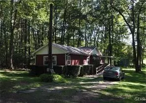 16 Codorus Rd, Barnesville, PA 18214 photo 9