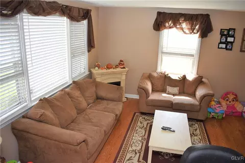 714 5th St, Fullerton, PA 18052 photo 8
