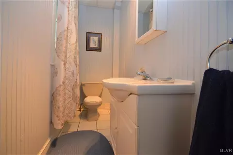 1247 E 3rd St, Bethlehem, PA 18015 photo 8