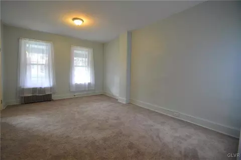 1247 E 3rd St, Bethlehem, PA 18015 photo 5